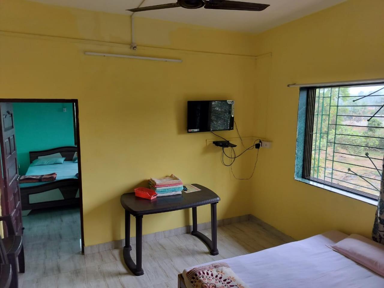 Gulmohar Cottages - Home Stay In Alībāg Dış mekan fotoğraf